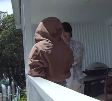 Chan durmió en el sofá cuando le tocó compartir habitación con el minsung, eso significa minsung sexo en Australia. Y es tan obvio, vean la sonrisa de Lino