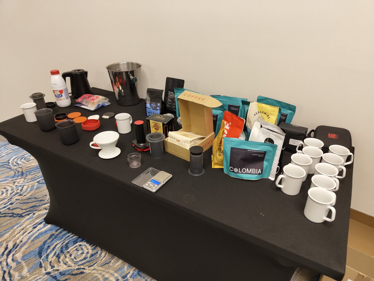 vpavlin's tweet image. TL;DR: I am so happy and excited to be part of IFT and I love all the people and what we do:)
The @InstituteFT all-hands has been a blast! I am so bullish on all the people and the tech and what we are building - permissionless privacy and censorship-resistance for everybody.…