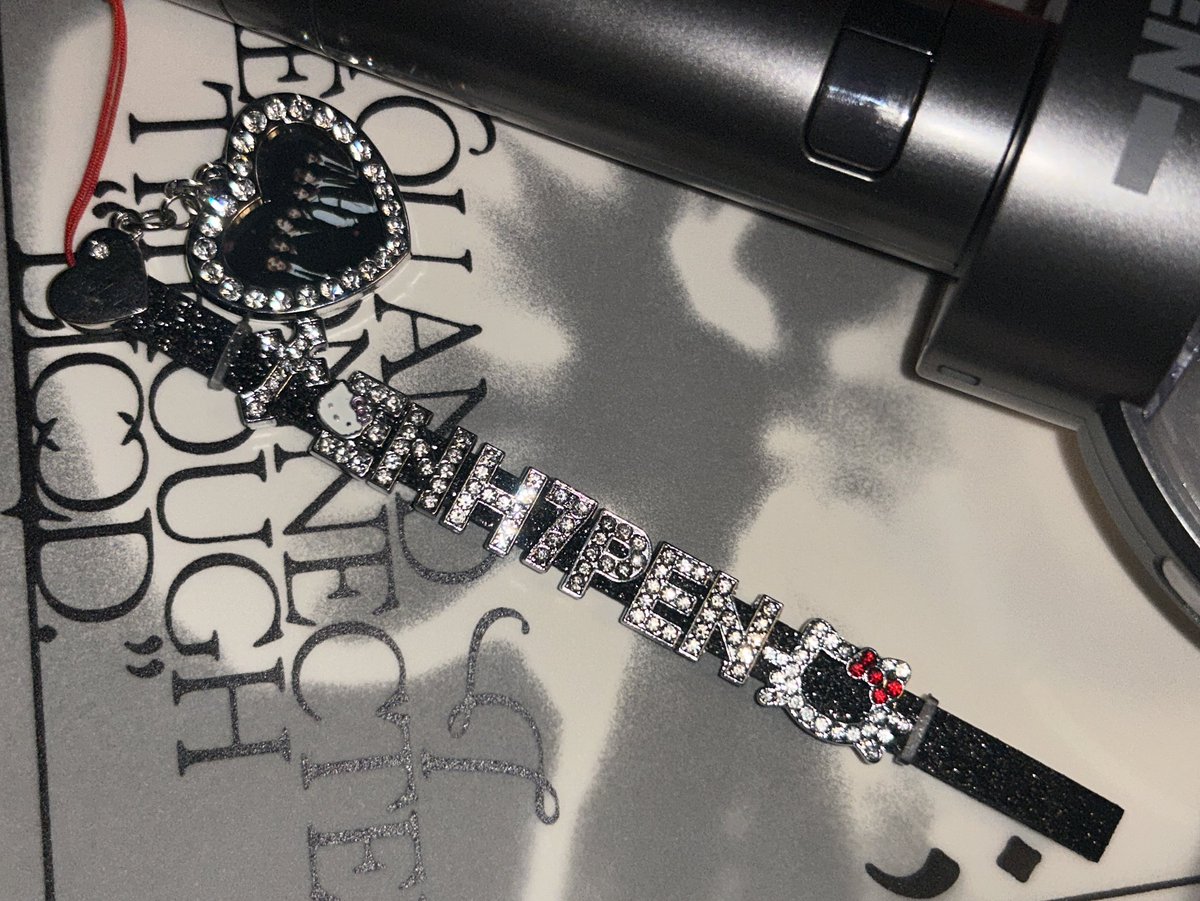 ♱
       ♱   ♱
      †
⁺‧₊˚ ཐི⋆ #dreamyrw ⋆ཋྀ ˚₊‧⁺
      †
       ♱  ♱