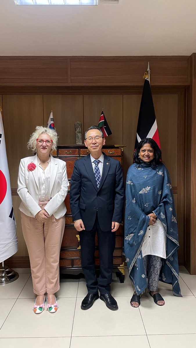 Eva Kadilli (@evaunicef) on Twitter photo Great meeting with H.E. Ambassador <a href="/KoreanEmbassyKE/">Korea in Kenya</a> alongside
<a href="/UNICEFKenya/">UNICEF Kenya</a> Rep <a href="/ShaheenSnilofer/">Shaheen Nilofer</a>. Very grateful for the Republic of Korea’s strong and growing support. Together, we look forward to deepening our partnership #ForEveryChild. Great meeting with H.E. Ambassador <a href="/KoreanEmbassyKE/">Korea in Kenya</a> alongside
<a href="/UNICEFKenya/">UNICEF Kenya</a> Rep <a href="/ShaheenSnilofer/">Shaheen Nilofer</a>. Very grateful for the Republic of Korea’s strong and growing support. Together, we look forward to deepening our partnership #ForEveryChild.