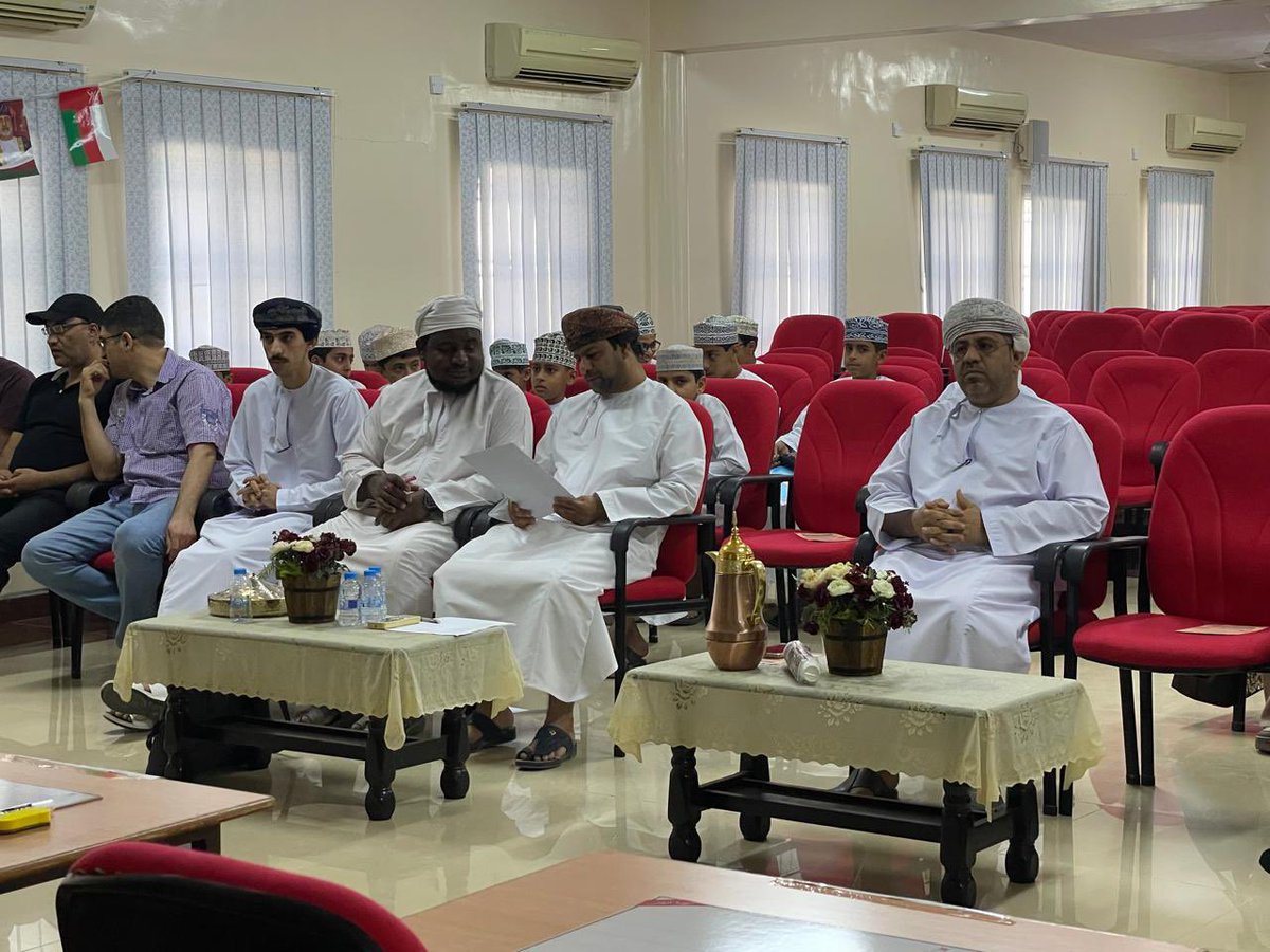 DakhiliyaU's tweet photo. On 29th of April, a Super Speller Competition was successfully held, bringing together 16 schools from Samail and Bidbid. The event was held under the patronage of the esteemed Mr. Ishaq bin Saeed Al-Fahdi, Assistant Director of the Directorate of Education in Samail. https://t.co/QbMukXABPG