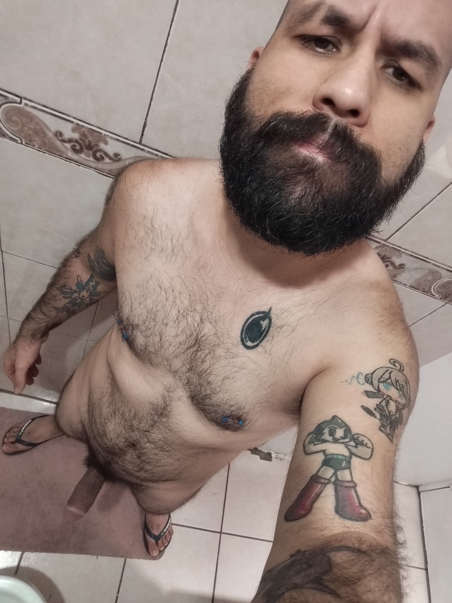 Arquinancho Nude em Ação Selvagem com Latinos Musculosos