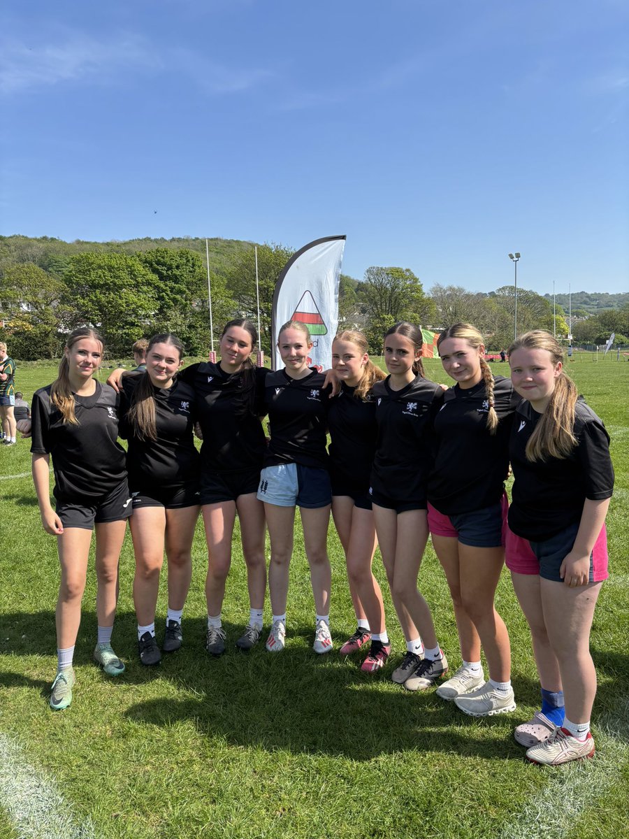 Dinas Brân PE tweet media