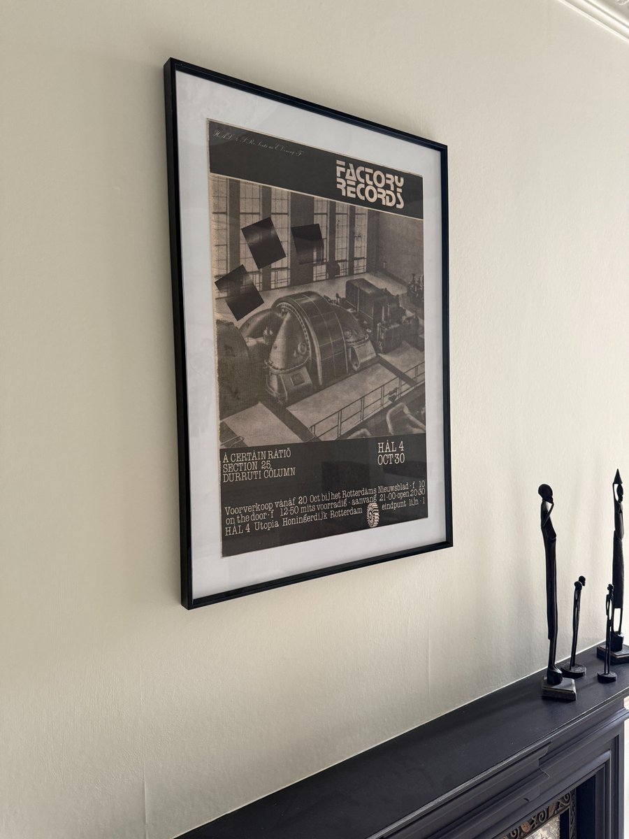 acrmcr's tweet image. This classic B&W design is the second in our series of ACR vintage posters. This 1980 show included our friends the Durutti Column and Section 25. The poster is reproduced from our own collection of originals and printed on art paper.
Pre-order here: acertainratio.bandcamp.com/merch