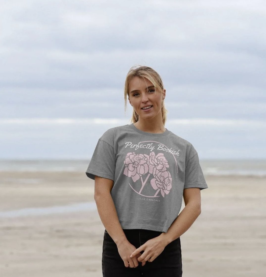 Lizzie_Chantree's tweet image. If you love bookish merch, pop by my store! There is FREE shipping today until Monday! lizzie-chantree.com #books #bookmerch #readingcommunity #writingcommunity