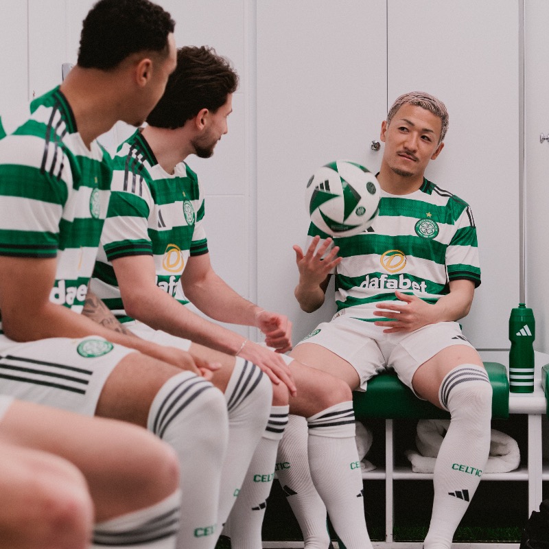 CelticFC's tweet photo. New season. New Kit. Same energy. ⚡️

@M_daizen_1020 in the new @adidasfootball x #CelticFC Home Kit! 🍀

Available to pre-order now ⤵️
