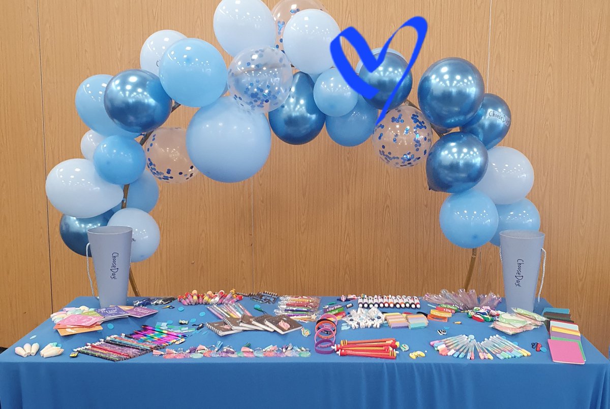 MadaniSchools's tweet image. Chooseday - What will you choose? Celebrating Learning at Madani Schools. Takes place every Tuesday at lunchtime. 💙 #madanischools #chooseday #celebratinglearning 📚📝