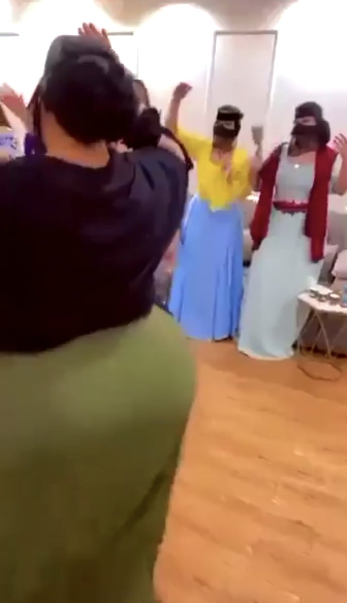 مما تلعب قدام خلاتي