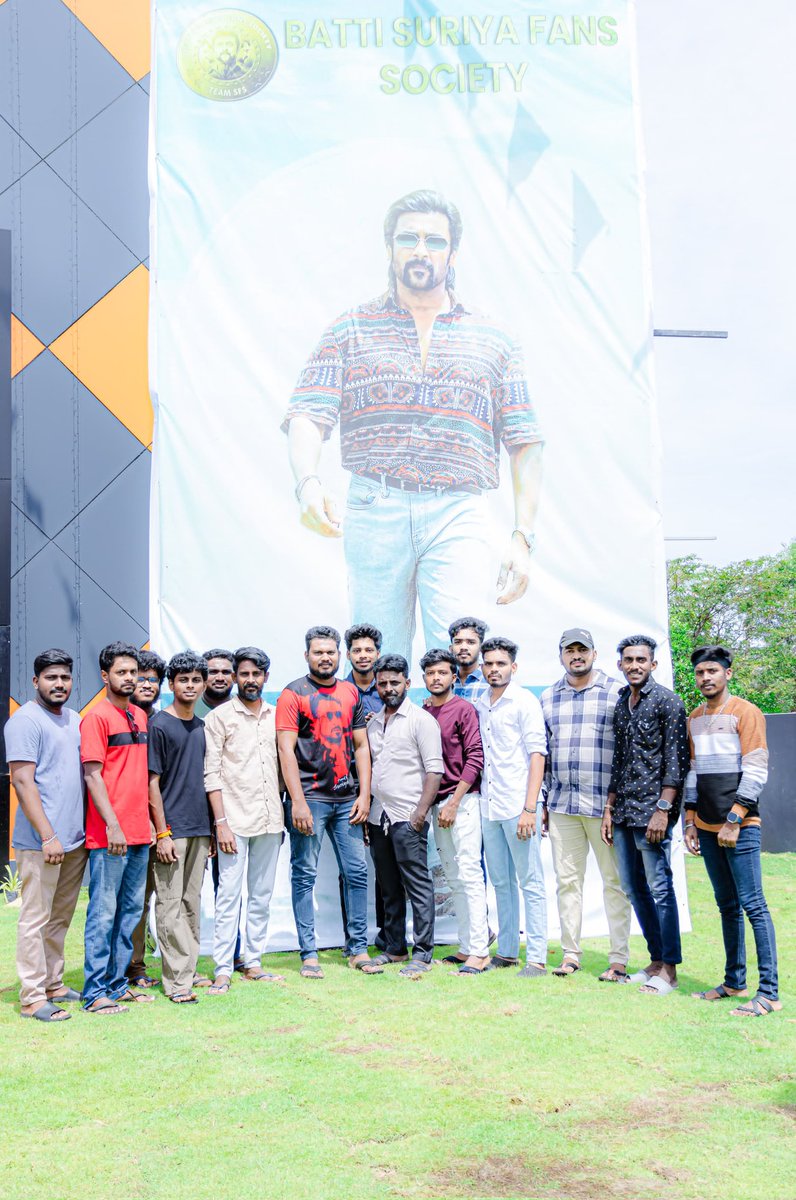 JanSharnu's tweet photo. Retro FDFS Celebration at Sri Lanka 🇱🇰

Theater: PCA CineMax Batticaloa

Organized by: Batti Suriya Fans Society

@Suriya_offl @2D_ENTPVTLTD @SuriyaFansClub @SuryaFansRage @karthiksubbaraj @Music_Santhosh @SakthiFilmFctry https://t.co/MFLmszd07x