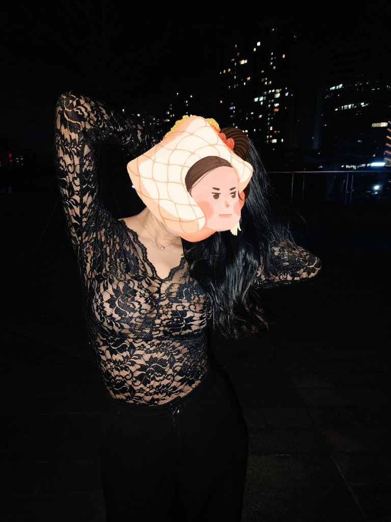 #露出诱惑 出游晚上就这么出门