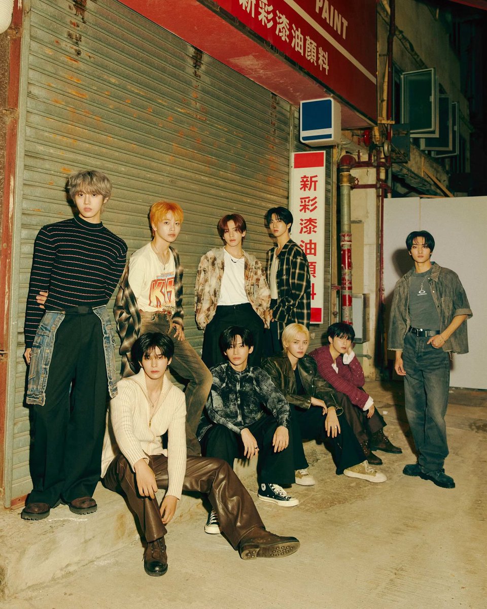yoonglossm's tweet photo. ATEEZ x CRAVITY IN KL GUYSSS https://t.co/ELCDkOoQ5o
