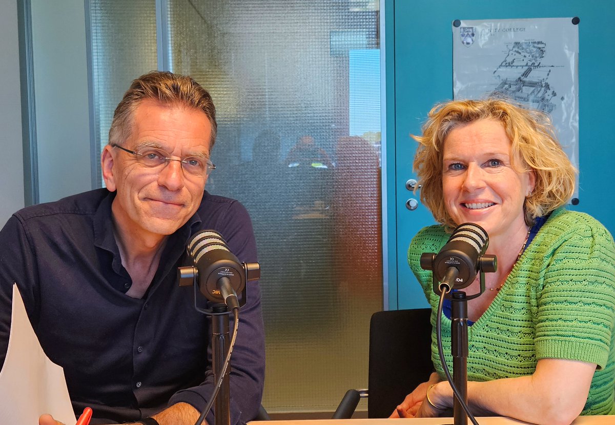 De bestuurskamer heeft weer eens een nieuwe aanwinst: de CGO! Deze 'Chief Geopolitical Officer'  moet het top management de weg gaan wijzen nu de spanningen in de wereld oplopen. Wat gaat zo'n CGO doen, en gaat dat werken? Een nieuwe podcastaflevering👇:
open.spotify.com/episode/5X46ay…