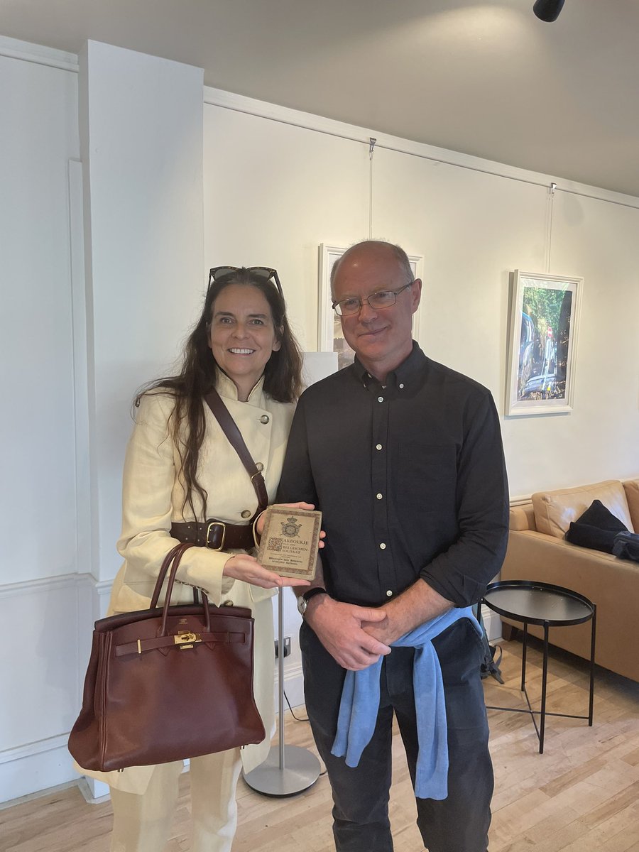 Karen van Vlierberge -K2V (@k2vlierberge) on Twitter photo Ceci n’est pas une Madeleine.
Congrats <a href="/afdublin/">Alliance Française Dublin</a> & <a href="/fclerot/">Fabienne Clérot</a> for the opening of coffee shop #Madeleine with a surrealistic clin d’oeil!
A great space for connecting as I experienced when receiving a 🇧🇪 1918 “livret du soldat” from Lewis Purser <a href="/IUAofficial/">Irish Universities Assoc.</a>.
#cafemadeleine Ceci n’est pas une Madeleine.
Congrats <a href="/afdublin/">Alliance Française Dublin</a> & <a href="/fclerot/">Fabienne Clérot</a> for the opening of coffee shop #Madeleine with a surrealistic clin d’oeil!
A great space for connecting as I experienced when receiving a 🇧🇪 1918 “livret du soldat” from Lewis Purser <a href="/IUAofficial/">Irish Universities Assoc.</a>.
#cafemadeleine