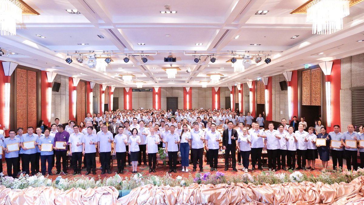 #ANAMAINEWS 
‘สธ.-มข.-สครท.-ชสท.’ เร่งพัฒนา "ผู้บริหารสาธารณสุขอำเภอระดับสูง รุ่นที่ 3" บูรณาการพื้นที่ส่งเสริมสุขภาพประชาชน รอบรู้ ห่างไกล NCDs
อ่านเพิ่มเติม : anamai.moph.go.th/th/news-anamai…