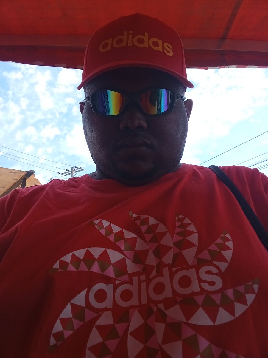 🖕🏿🥋