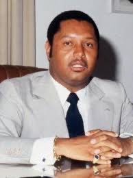 chriskibira's tweet photo. 1/ What Haiti faced under Baby Doc is what Uganda risks under Muhoozi.

🇭🇹 In 1971, Jean-Claude “Baby Doc” Duvalier inherited Haiti’s presidency from his father, François “PapaDoc” Duvalier. Despite his youth &amp; inexperience, he maintained the family’s authoritarian grip on power. https://t.co/PQEtmyUmiV