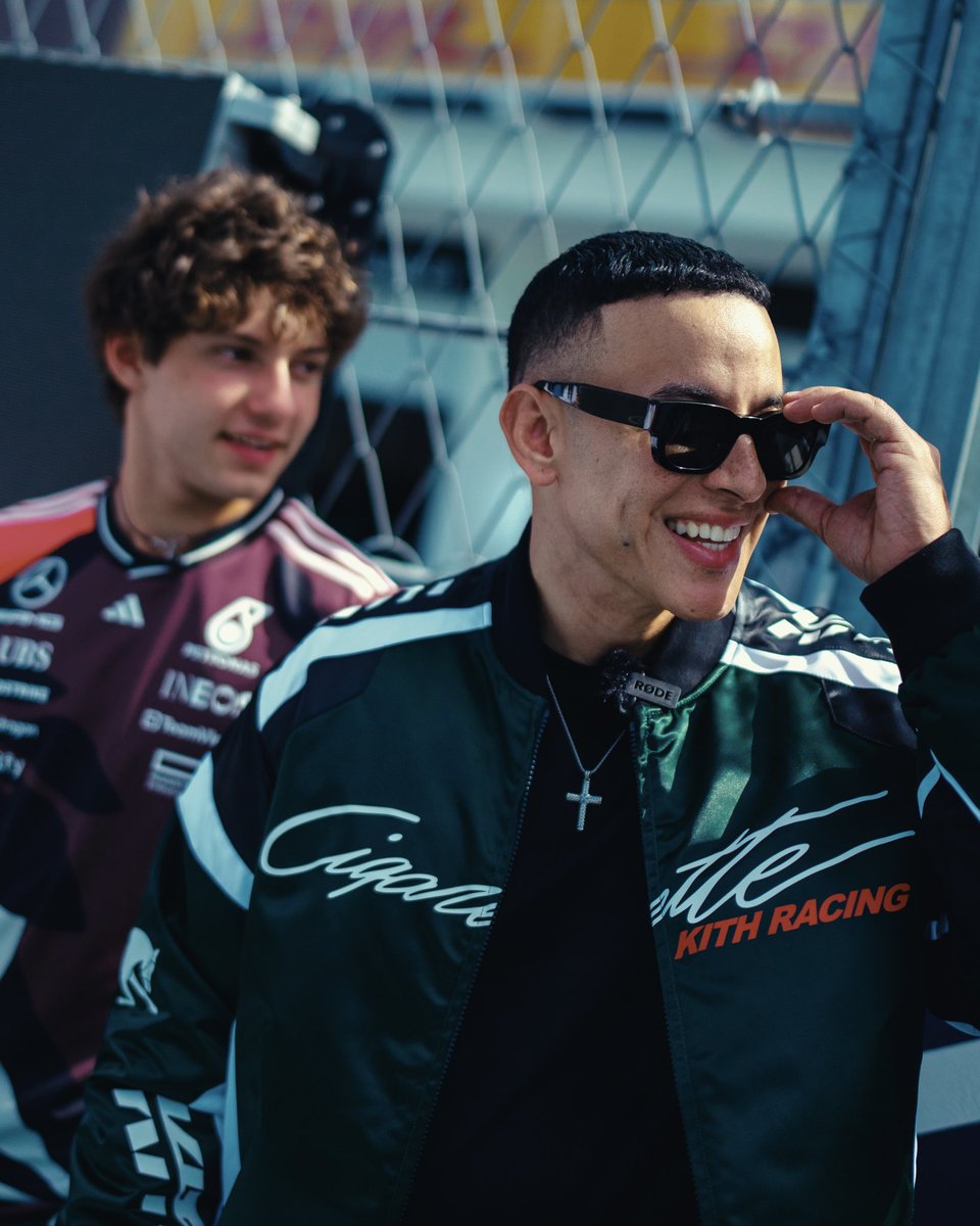 MercedesAMGF1's tweet photo. Welcoming the King of Reggaeton to the family, Daddy Yankee 👋 https://t.co/Lqf2nt2EzB