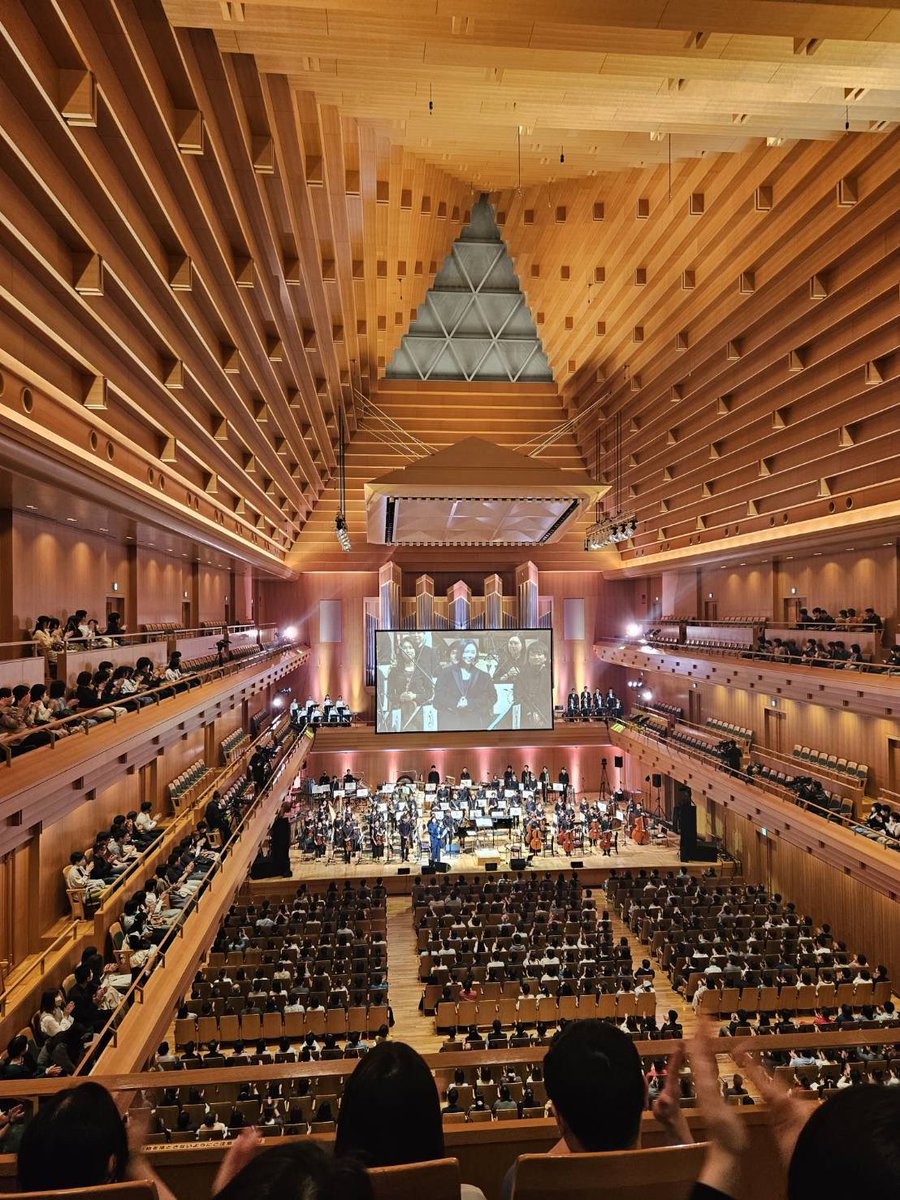 fafnerproject's tweet photo. ＼👏💐御礼💐👏／

#蒼穹のファフナー 
Symphony Orchestra Concert 2025🎵

DAY2昼公演
ありがとうございました✨

#ファフナーオケコン 
で皆様の感想もぜひ
シェアしてください✨

そして、夜公演でついにラスト！
会場当日券は17:15〜販売です！
ライブビューイングもぜひ！

#fafner #fafner20th https://t.co/LOn3c6v6dB