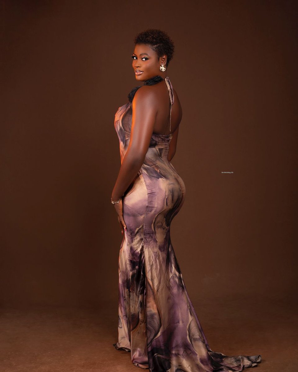 Getbuzy101's tweet photo. Getbuzy101 🇬🇭 
Experience the beauty of Ghana through getbuzy101 models 

Looking to make your event unforgettable? Getbuzy101 offers top-tier models for all your needs, including:

- Runway Shows
- Fashion Shoots
- Music Videos 
- Festivals &amp; Carnivals
- Photo Shoots
More... https://t.co/cwTfatqoqq