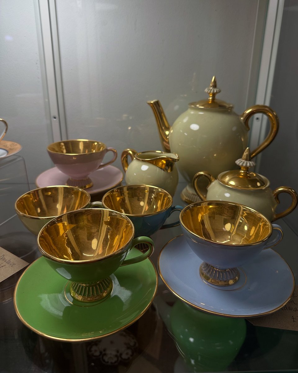 Astra Antiques tweet media