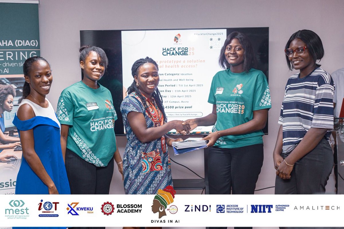 divas_aigh's tweet photo. Celebrating the incredible winners of #HackforChange2025! ๐
Huge congratulations to ThriveWell, The Care Keepers, InnovateHer, Tech_Titans, and DaNerds for their innovative solutions in mental & telehealth. https://t.co/WBd3LYvVIK