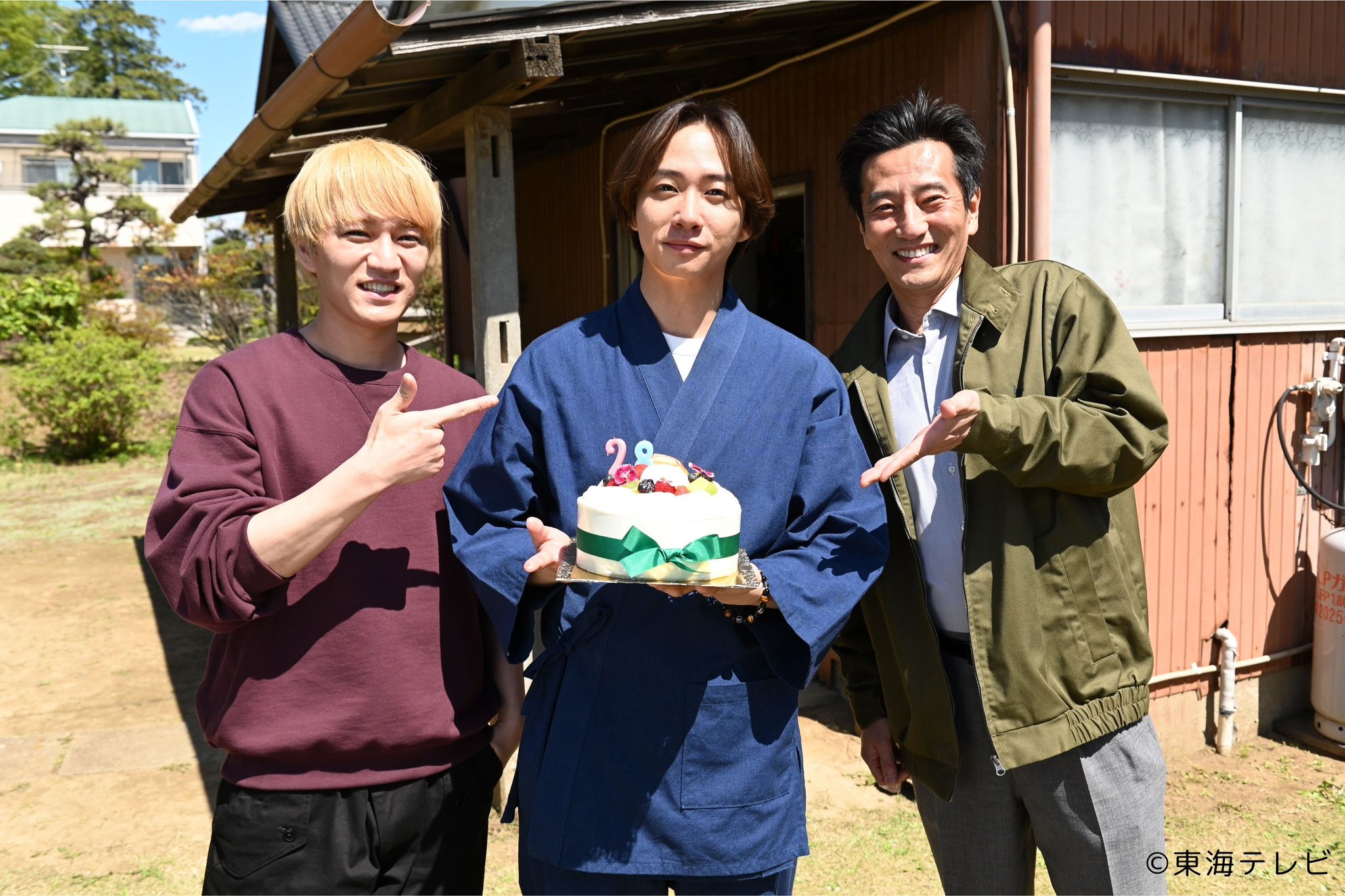 【新品】ミッドナイト屋台　神山智洋　中村海人　Tシャツ　Mサイズ 新品】ミッドナイト屋台 神山智洋 中村海人 Tシャツ Mサイズ