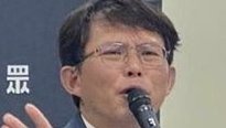 a7962332's tweet photo. @Kyleyoujustdoit 關燈人最新動態~加速關~🤣 https://t.co/uO3gWtNoVv