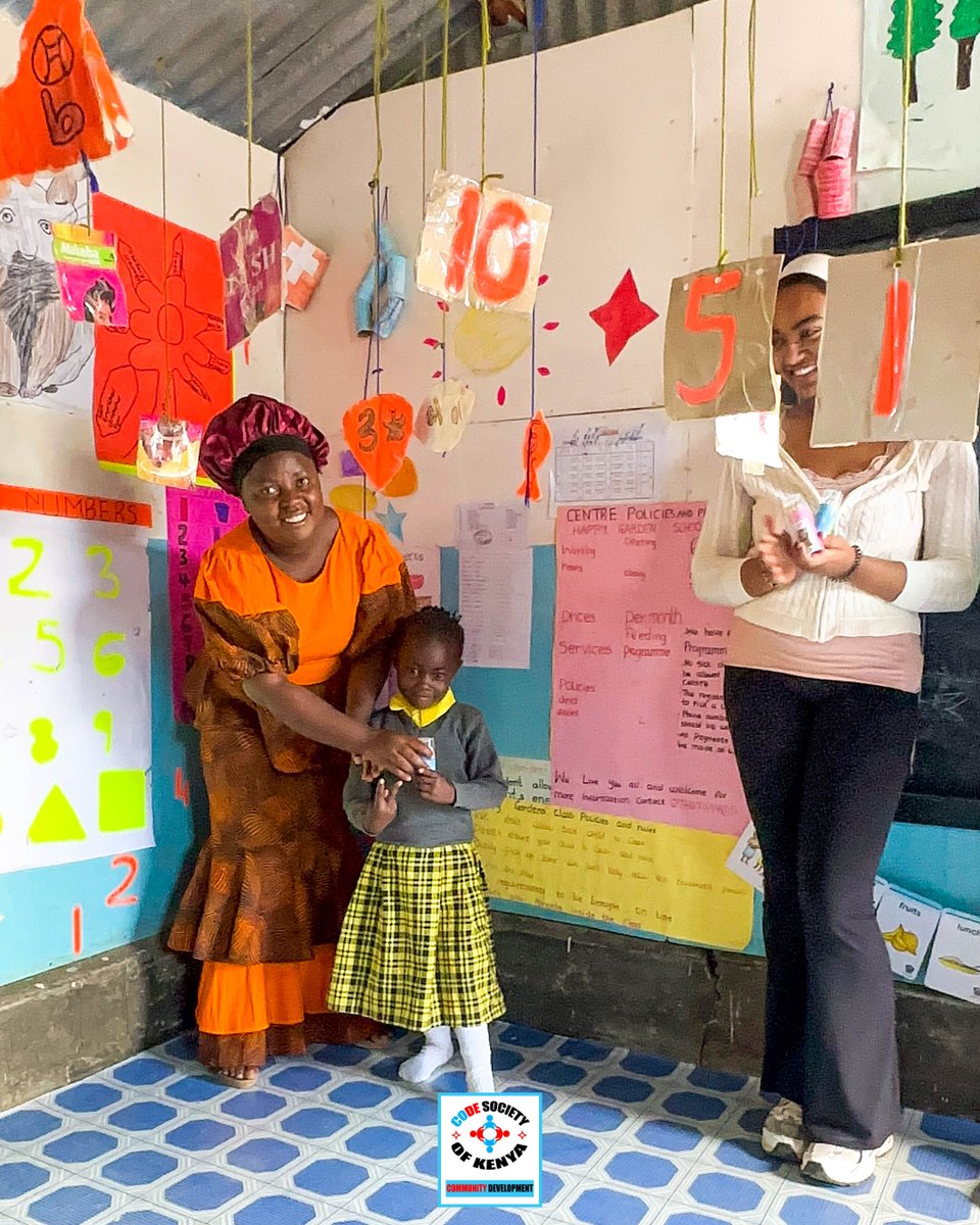 codeorg25's tweet image. Big thanks to @BoundForChange for donating stationery to Happy Gardens School! 🙌✏️
Together with the staff, The Code Society helped distribute items to spark creativity through drawing, coloring & imagination. 🎨
Interested in our work? Reach out!
#TheCodeSociety #ArtForKids