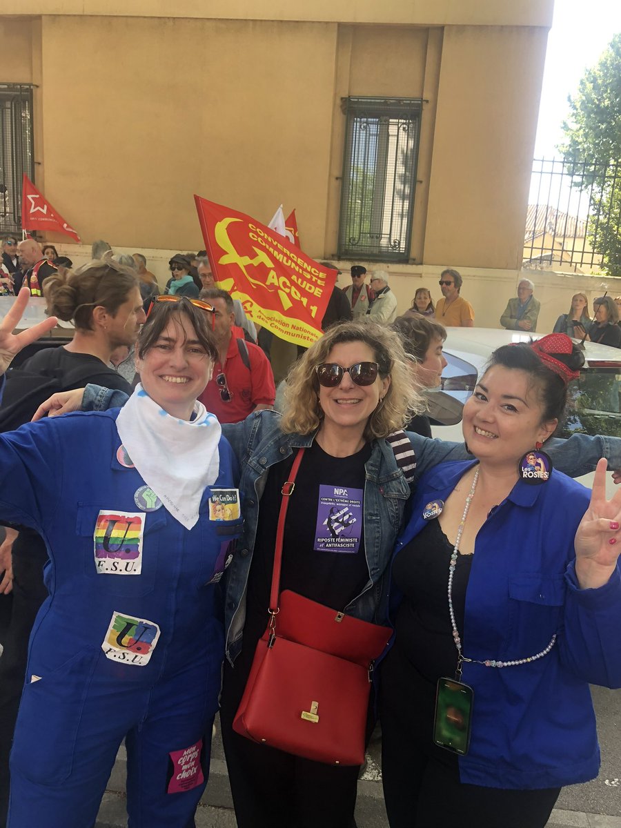 YoulieYAM's tweet photo. 1er mai en contre-meeting de Marine le Pen à Narbonne
Avec l’intersyndicale @greenpeacefr @LDH_Fr @LesRosies @NPA11Aude 
Nous étions 5000 pour une riposte sociale et antifasciste https://t.co/MpSuH42d4M