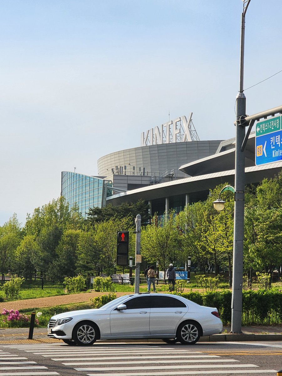 Long Time No See

진짜 이게 몇개월만인지