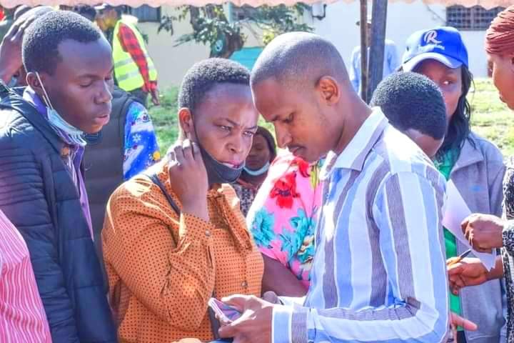 Ajuoga🌹✨ (@madam_cx5) on Twitter photo I once advised Babu Owino <a href="/HEBabuOwino/">Babu Owino</a> to go and fight for the soul of Luo Nyanza before going for Governor Nairobi. His online mujahedeens told me off.
Today, a political non-starter like Fred Matiang'i has more clout than Babu Owino, why?
Charity begins from there! I once advised Babu Owino <a href="/HEBabuOwino/">Babu Owino</a> to go and fight for the soul of Luo Nyanza before going for Governor Nairobi. His online mujahedeens told me off.
Today, a political non-starter like Fred Matiang'i has more clout than Babu Owino, why?
Charity begins from there!
