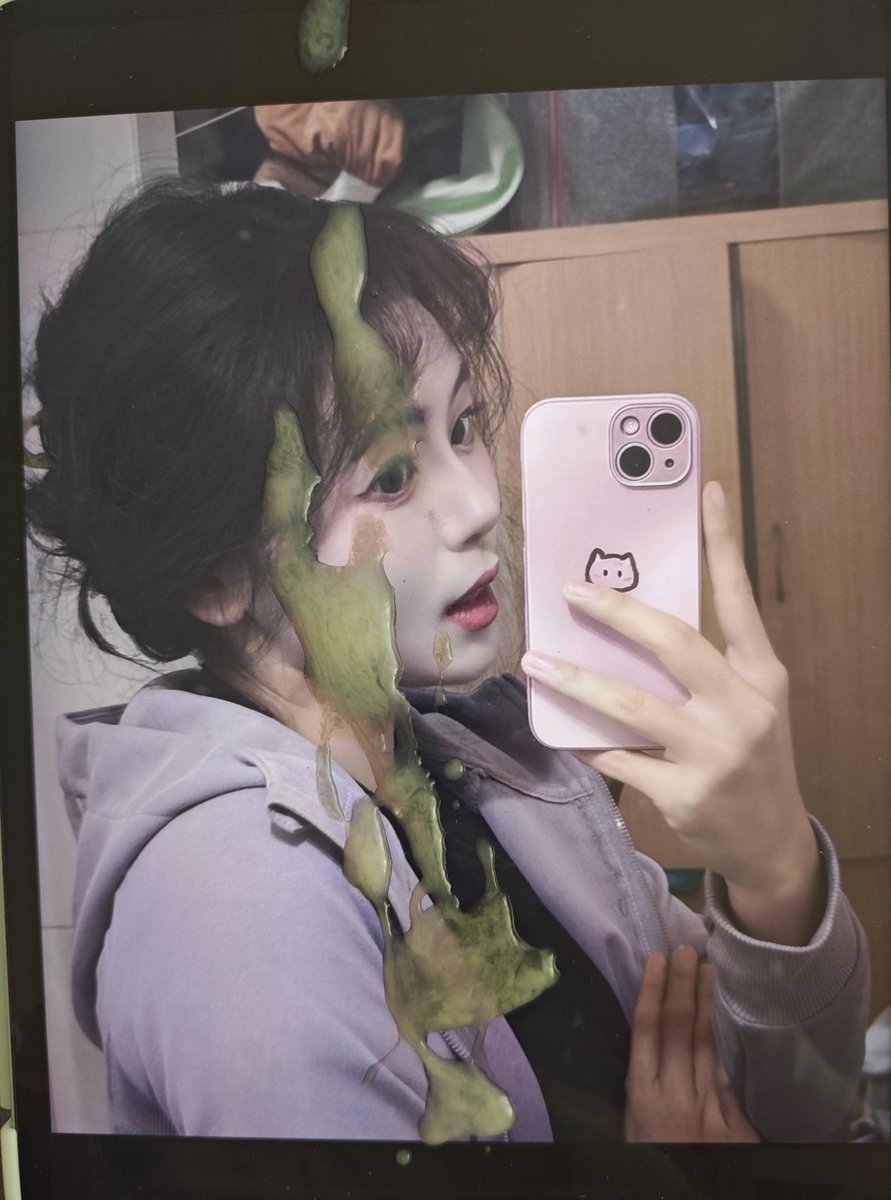 Ccc03919838's tweet photo. 射屏同学
#射屏 #合照 #意淫 #抖音网红 #反差婊 #颜射 #精厕 #鸡巴套子 #骚货 #母狗 #盯射 #油脸 #cumtribet #小红书 #微博 #b站up主 #接射屏 #女高 #反差女高 #射屏女高 https://t.co/vY6swCQ3AK