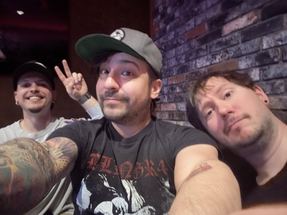 WolfAtYourGate's tweet image. 