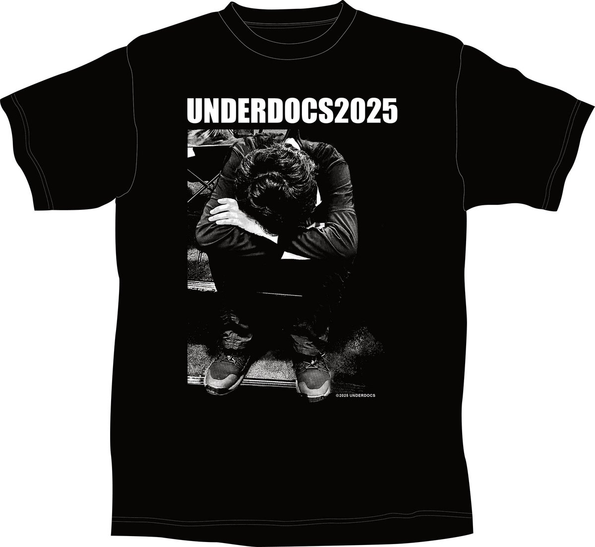 商業主義の真逆を突き進む、
地下にうごめく裏街道ロック映画連続上映
UNDERDOCS2025(アンダードックス)
5/9(金)～初週時間確定‼️
【販売】5/3(土)18:00より
全回座席を劇場オンラインと窓口にて販売開始‼️
期間中は、オリジナルTシャツ販売。
cinemart.co.jp/theater/shinju…
