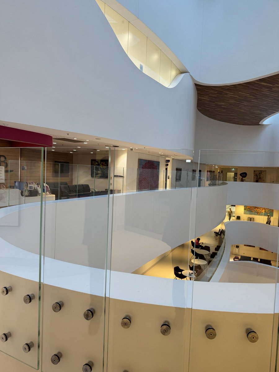 Visitng the amaizing Peter MacCallum Cancer Centre in Melbourne Great facility and pioneering research!!