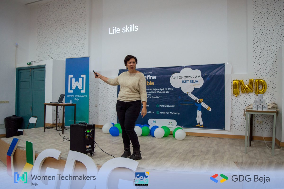 GDGBeja's tweet photo. Thank you Ines Cheniour for sharing "The Possible Thinking Mindset."
A great reminder that everything starts with how we think.
#WTMBeja #IWD2025 #MindsetMatters #GDGBEJA https://t.co/DnGM1FNkyo