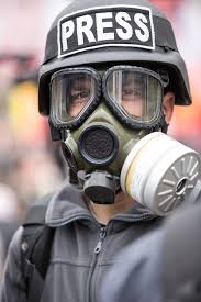 La désinformation est une maladie respiratoire grave. Dès les premiers symptômes d'asthme démocratique, consultez un média indépendant.