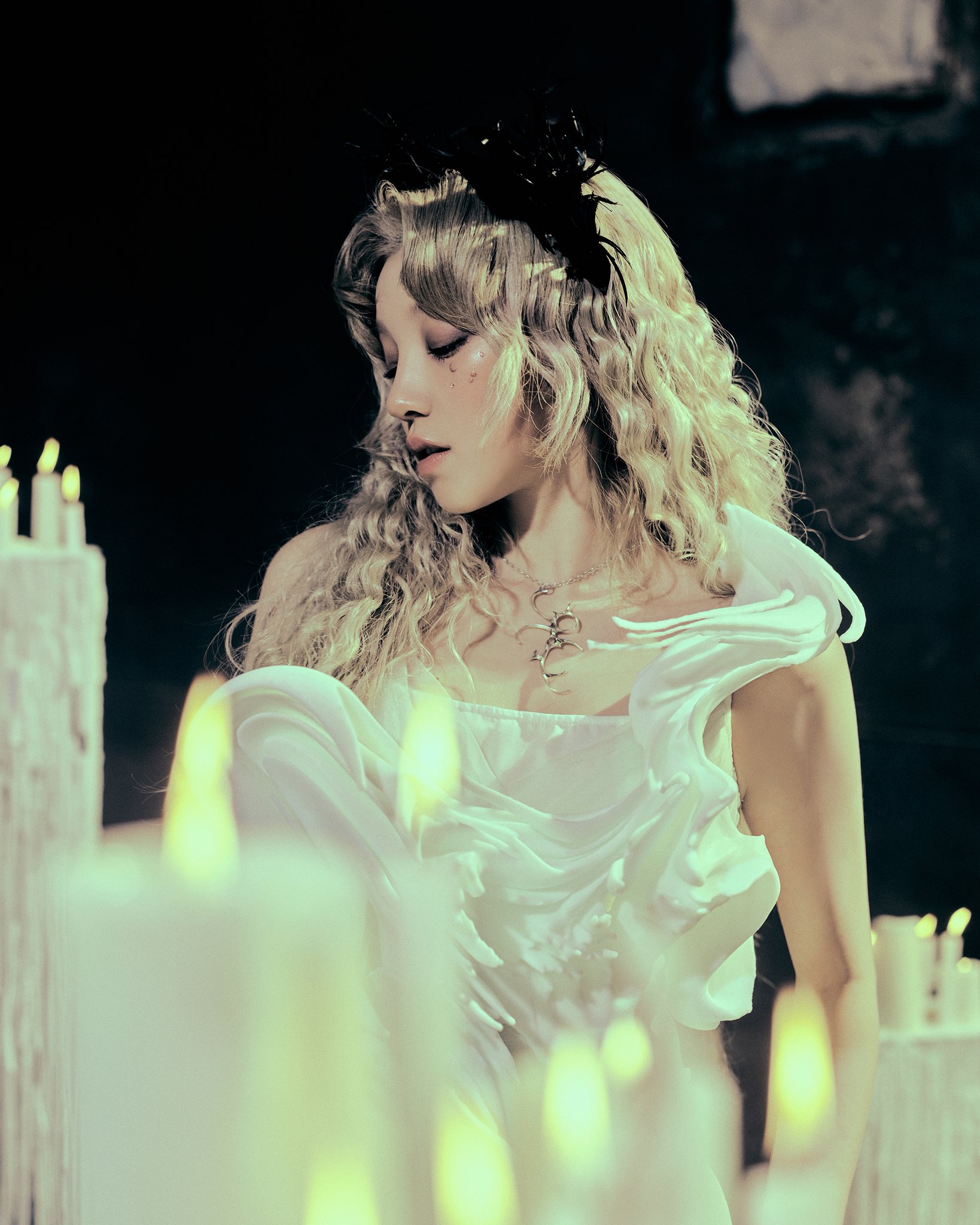 Gp7r6JUawAA93ti?format=jpg&name=large