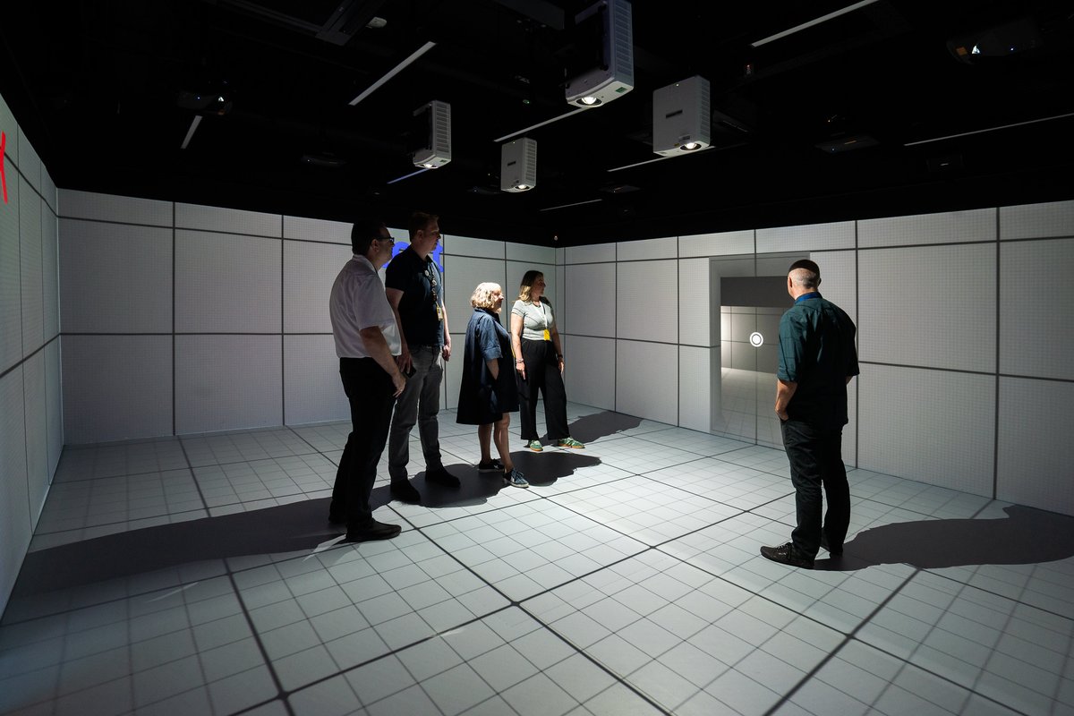 When innovation meets education✨

This stunning shared immersive space at Anglia Ruskin University is the crown jewel in the eXtended Reality Peterborough (XRP) facility at the heart of its Research and Innovation Centre

Read more here👉 okt.to/WTlU9N