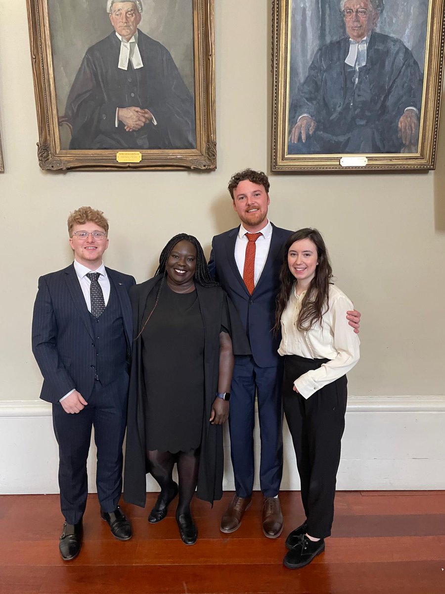 Well done to the participants in the McCarthy Impromptu Debate, which took place at King’s Inns yesterday evening!

Special congrats to winner Mary O’Rourke!🥇 

#McCarthyDebate #KingsInns #BarristerAtLaw #StudentDebate