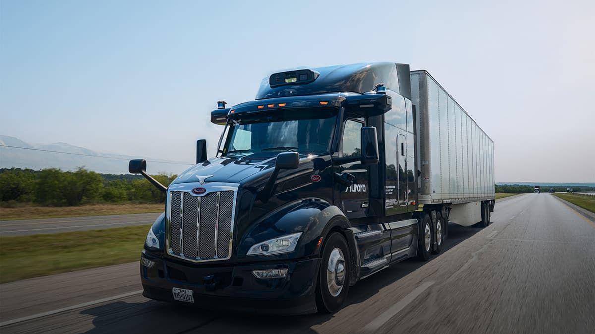 nwtls's tweet photo. The next time you spot a long-haul truck on the I-45, crane your neck to see if there's anyone in the driver's seat. If it's empty, it's all thanks to Aurora.
https://t.co/i1xcLZNKXT
#DriverlessFreightTrucks #AutonomousTrucking #AuroraTech #TexasDelivery https://t.co/59VaztgRoH