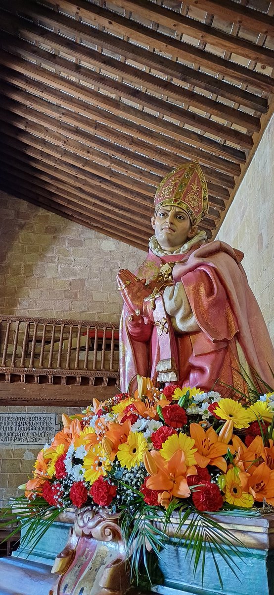 2 de mayo festividad de San Segundo patrón de la ciudad y primer obispo de la diócesis abulense. Feliz día.