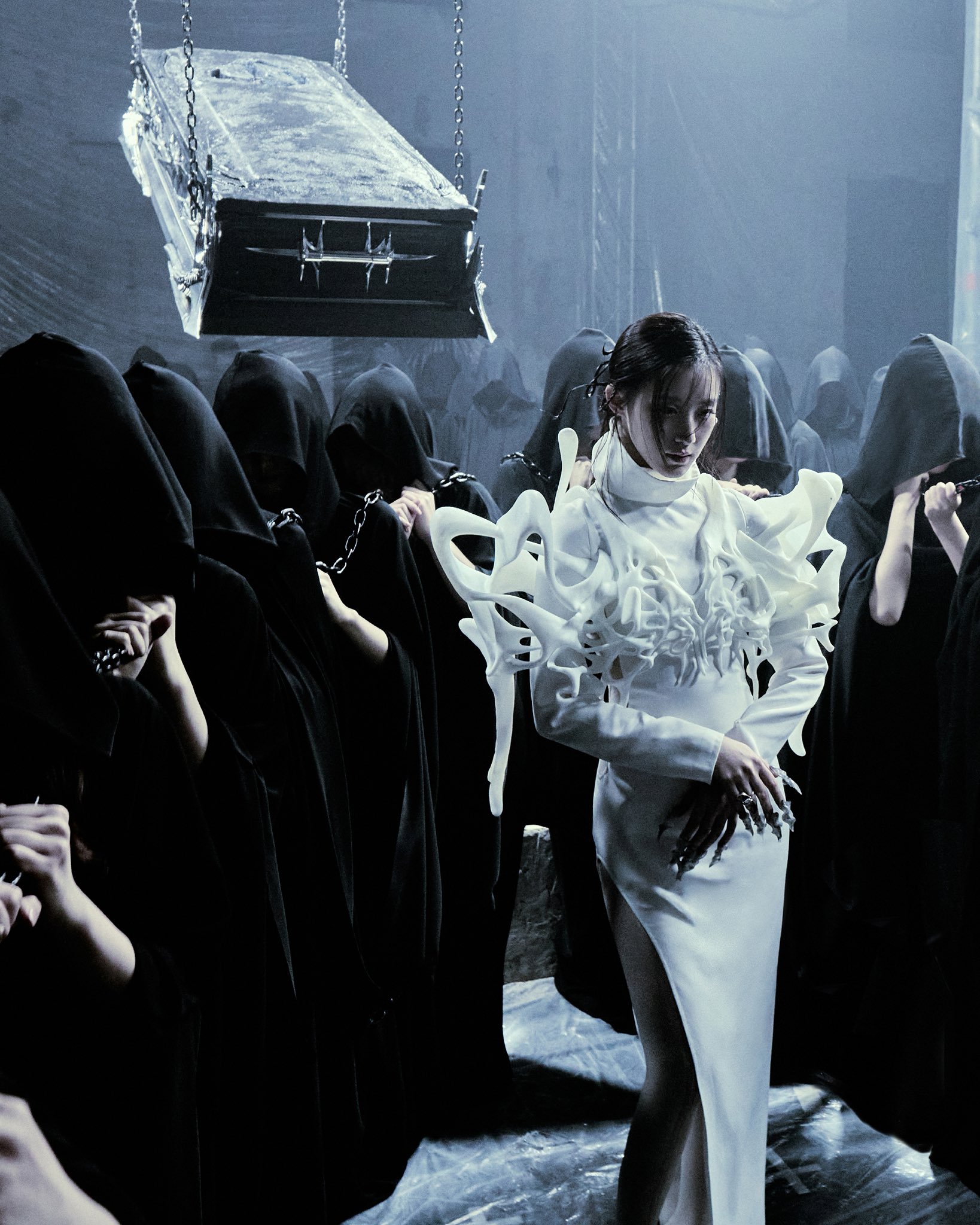 Gp7sPXWawAMRzim?format=jpg&name=large