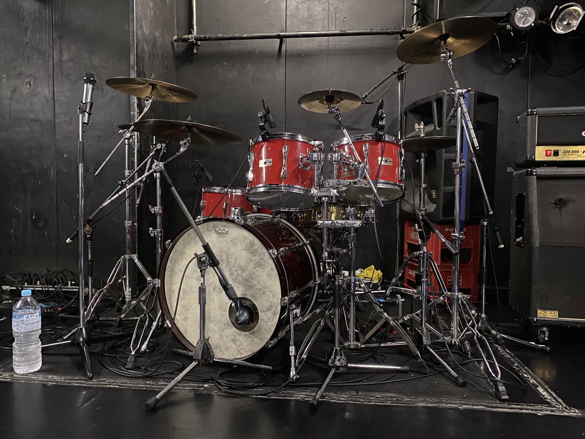 shunsuke2271's tweet photo. カッチョイイ( ✧Д✧)
F.A.D YOKOHAMA
やるぞー!
#sjccustomdrums #YamahaDrums https://t.co/l5nVNkV1Rr