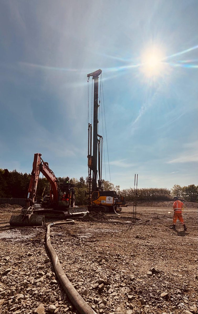 🌞 When the Sun Shines... 👷‍♂️ Drill CFA 👷‍♂️
Yesterday, I had the pleasure of visiting our site in Ashington, Northumberland, alongside Contracts Engineer Daniaal Nisar.
With investment in education, we were greeted with fantastic weather and witnessed some impressive piling work.