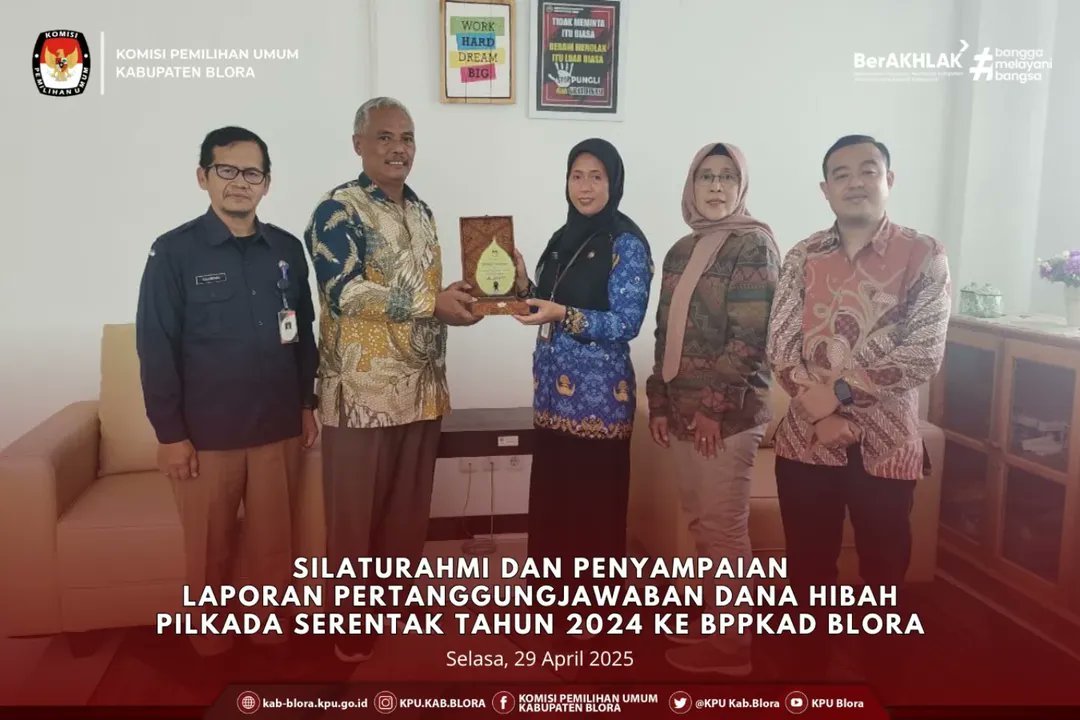 #TemanPemilih KPU Kabupaten Blora melakukan Silaturahmi dan penyampaian laporan pertanggungjawaban dana hibah pilkada serentak tahun 2024 ke BPPKAD Blora pada hari selasa (29/4/2025).