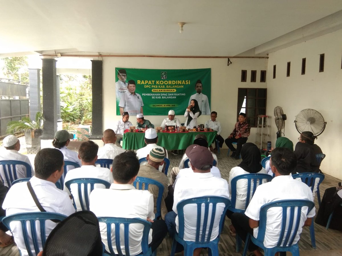 DPWPKBKALSEL's tweet photo. Rapat Koordinasi DPC PKB Kabupaten Balangan Fokus pada Pembenahan DPAC dan Ranting

@DPP_PKB @cakimiNOW @EmHasanuddin @CucunA44 @Hormans93321003 @apt.auliaazizah @PkbBalangan 

#PKB #FPKB #PKBKALSEL #PKBBALANGAN https://t.co/6Wufa2ctId
