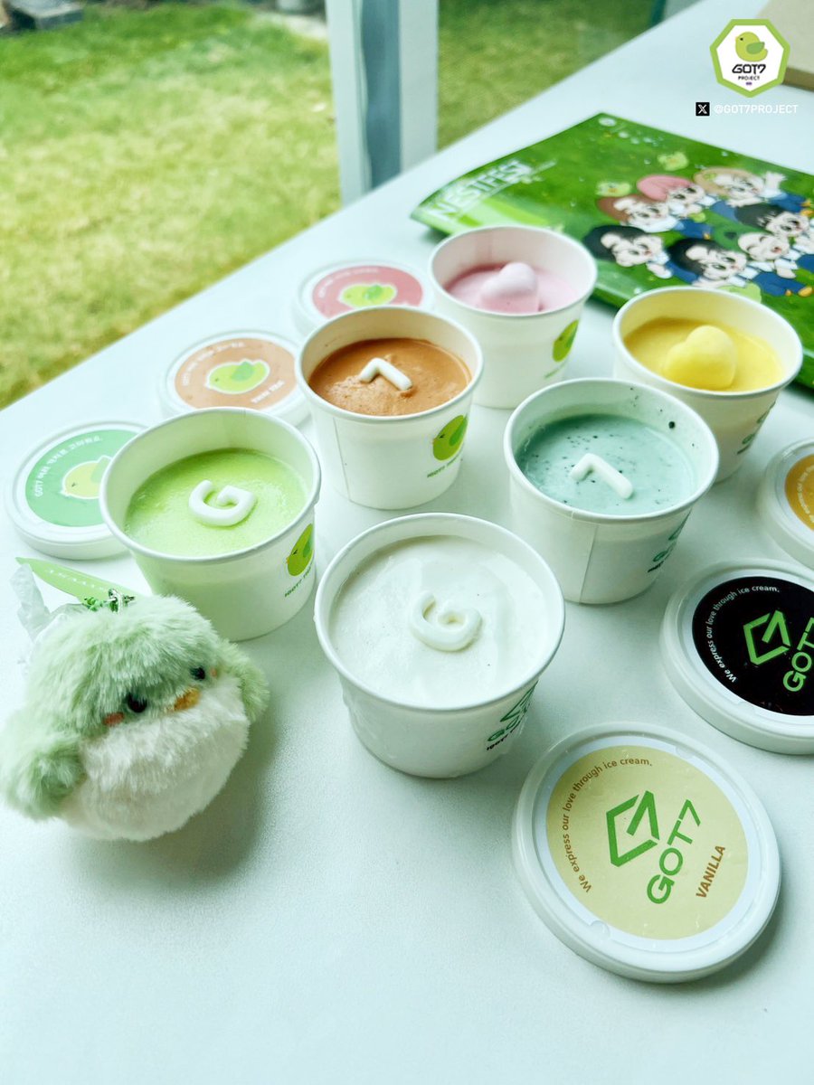 GOT7PROJECT's tweet image. 🍦🍨💚 

GOT7
여러 가지로 고마워요

We express our LOVE through ICE CREAM 

@jaybnow_hr @marktuan @JacksonWang852 @JINYOUNG @ChoiArs_YJ @BamBam1A @yugyeom 
@GOT7Official #GOT7 

#GOT7_NESTFESTinBKK
#GOT7_NESTFESTinBKK_Day1