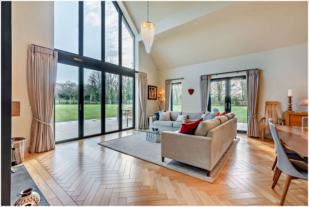 JamieLedwith's tweet image. It's a fancy home kind of day

#interiordecor #photographer