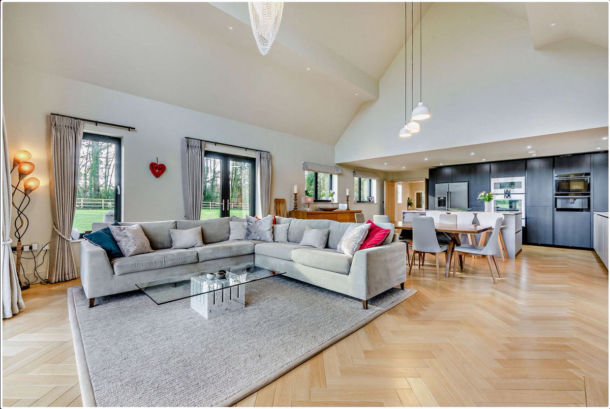 JamieLedwith's tweet image. It's a fancy home kind of day

#interiordecor #photographer